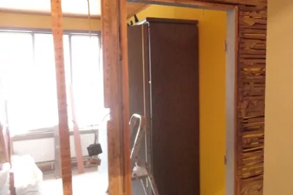 Bigger view of Van Kamer tot badkamer !
