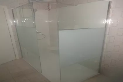 Bigger view of Snelle oplossing om uw bad te vervangen door een douche !