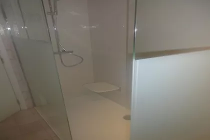 Bigger view of Snelle oplossing om uw bad te vervangen door een douche !